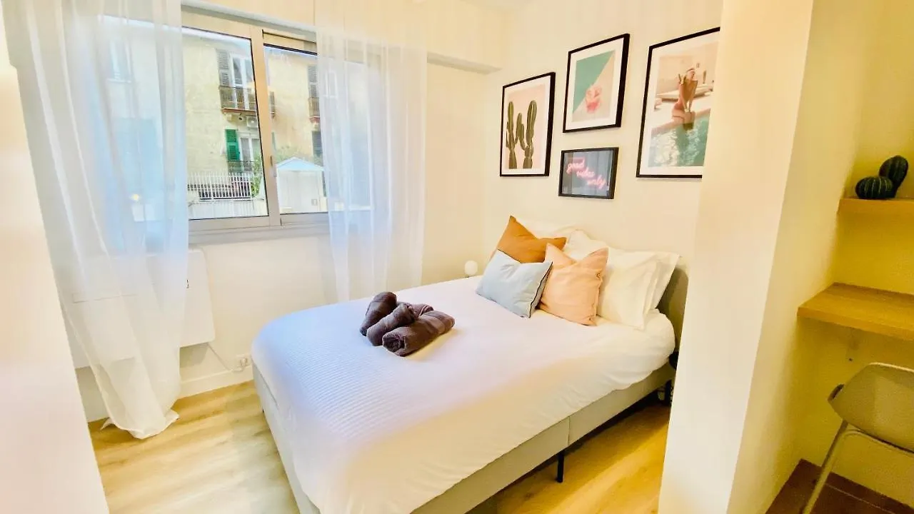 New Designer Studio Next To Casino Square With Ac & Internet Monte-Carlo Appartement